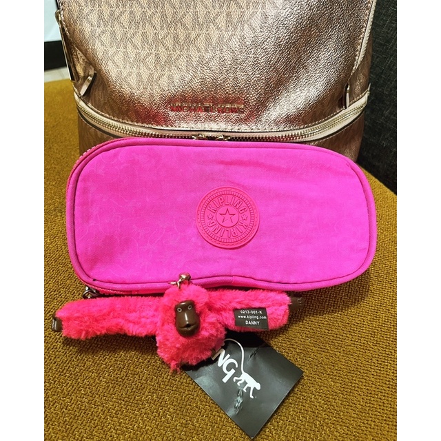 

Kipling pencil case authentic NEW