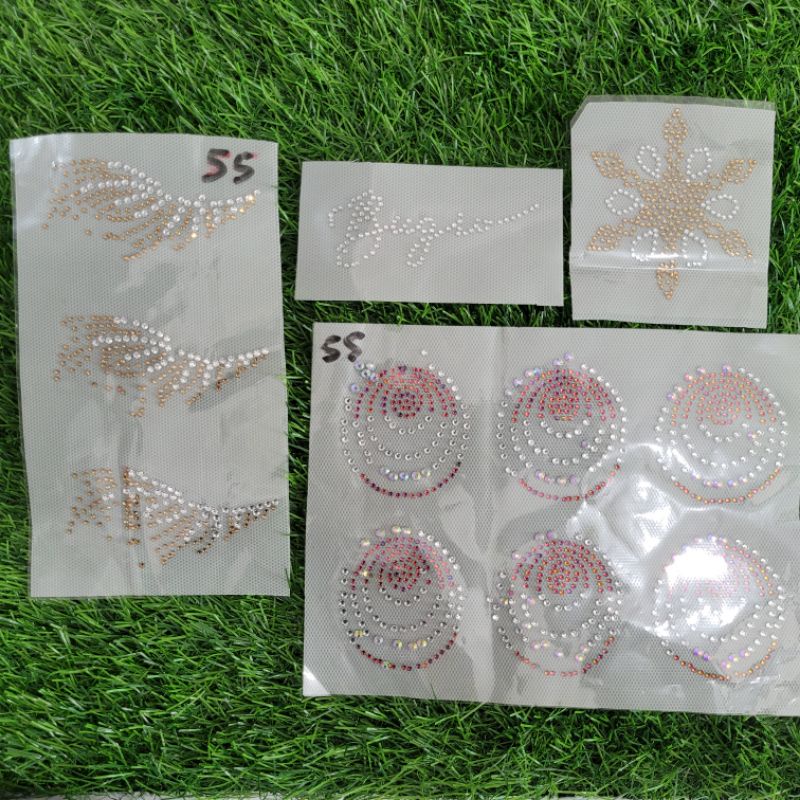 [BUGIO CLOTHING] LOGO SWAROVSKI CRYSTAL KHIMAR BUGIO HIJAB / SPIRAL / SNOW / KIPAS BY BUGIO HIJAB