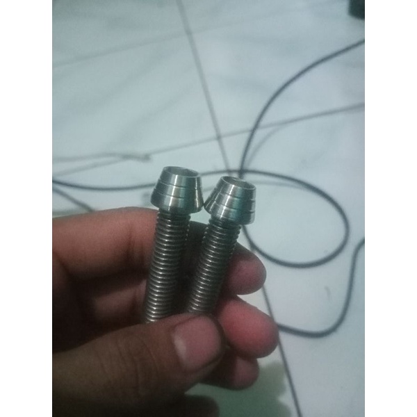 baut kaliper tokico L stainless kerucut