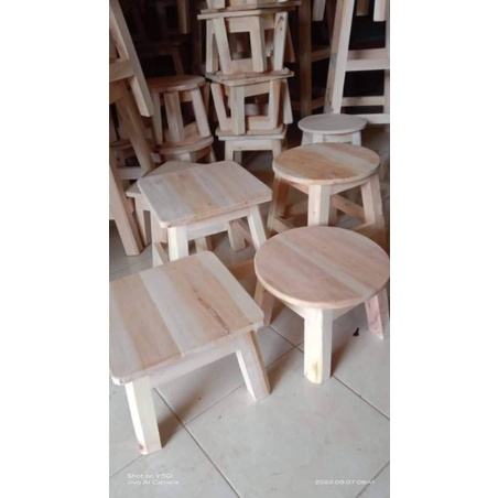 kursi pendek.dingklik kayu,kursi kecil,kursi kayu,dingklik,
