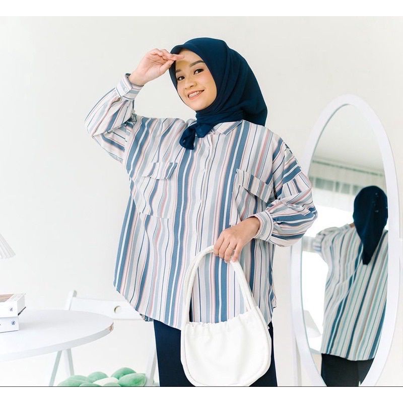 KEMEJA WANITA STRIPE CANDY - CARISSA OVERSIZE SHIRT STRIPE CANDY