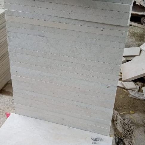 Batu alam palimanan putih - 10x20cm