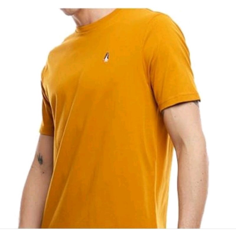 kaos pria hush puppies