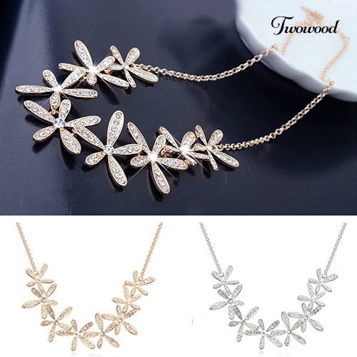 Kalung Choker Liontin Bunga Snowflake Aksen Berlian Imitasi Gaya Vintage Untuk Wanita