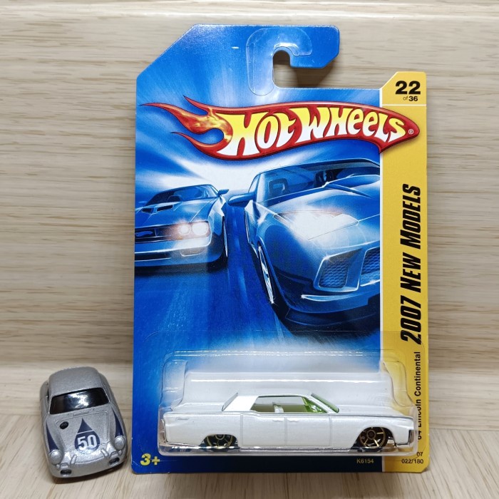 hot wheels lincoln continental putih HFZ