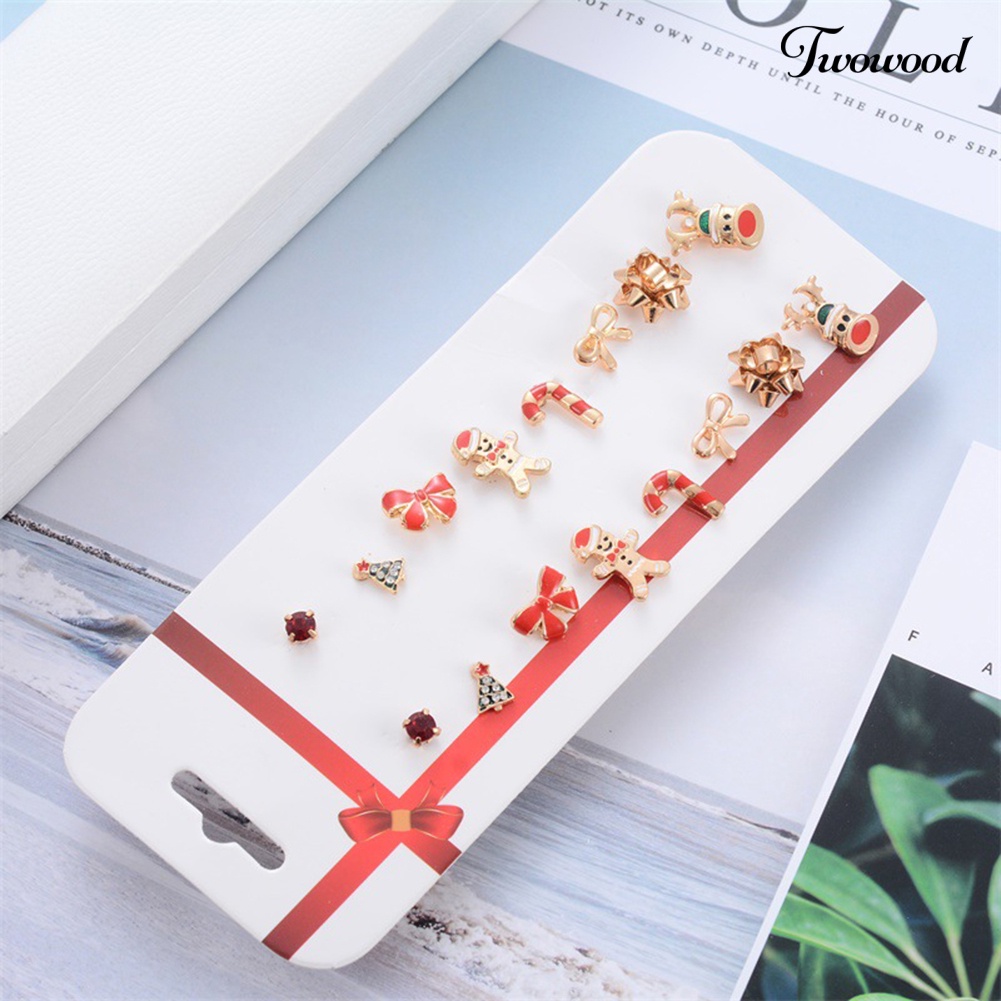 8 Pasang Anting Stud Desain Pohon Natal Rusa Snowflake Gingerbread Man