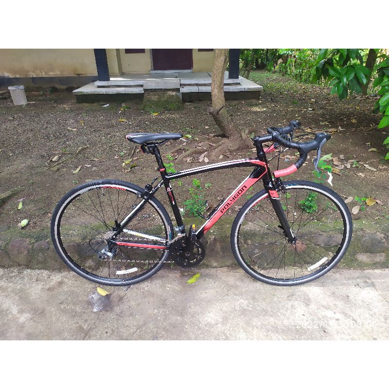 sepeda roadbike Polygon stratos s2