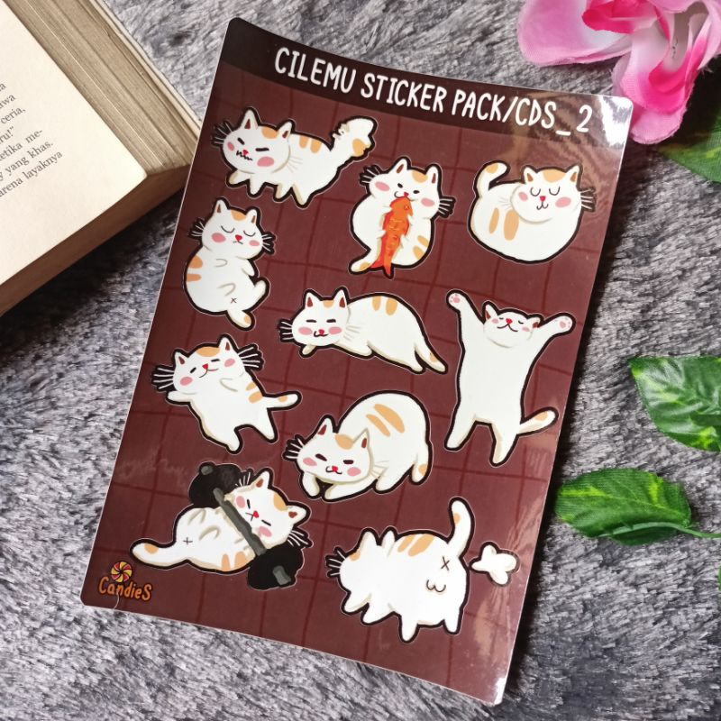 

KUCING PUTIH Kiss Cut Stickers Packs by Candies