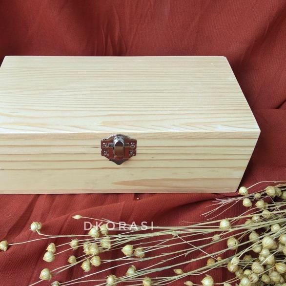 

KOTAK MAHAR UANG KAYU JATI BELANDA WOODEN BOX 20X10 - Ttp Akrilik