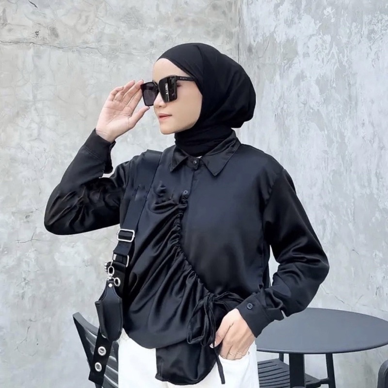 Kemeja Kerut Wanita / Kemeja Satin / Atasan Unik