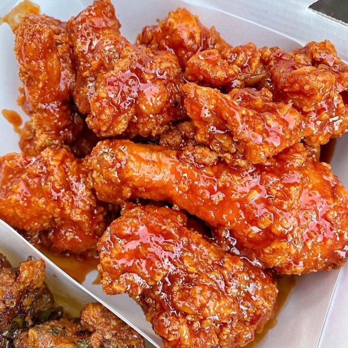 

SAUS PEDAS FIRE CHICKEN