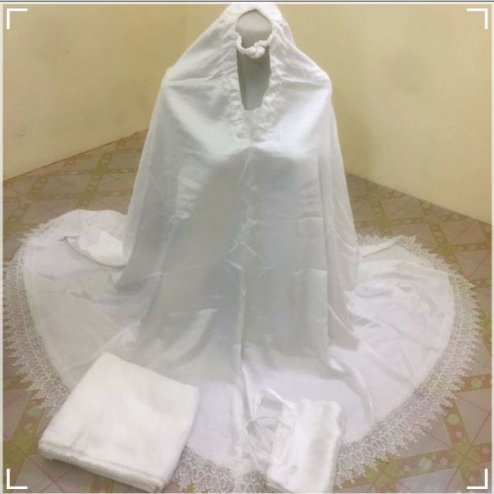 

(COD) SET HAMPERS WANITA KADO MUKENA SUTERA RENDA DEWASA PUTIH - renda putih, box bunga