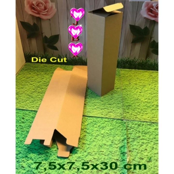 

kardus/karton/box uk. 7,5x7,5x30 cm..Model Die Cut