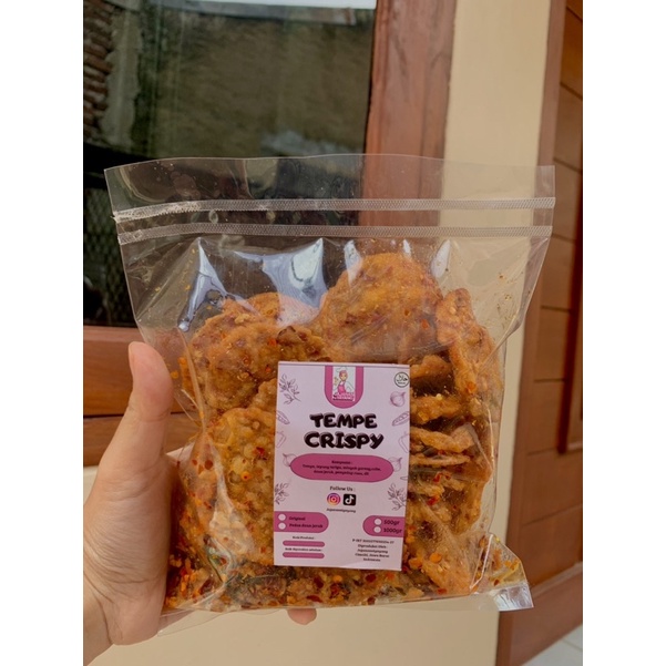 

KERIPIK TEMPE CRISPY 250GR KRIUK CIKRUH ORIGINAL & PEDAS GURIH JAJANAN CEMILAN KERUPUK KRISPI RENYAH