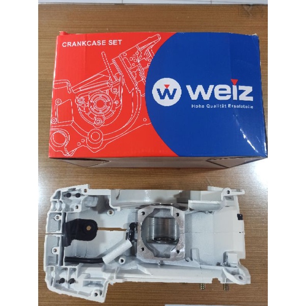 WEIZ Body Bodi Crankcase Assy Chainsaw 5200 5800