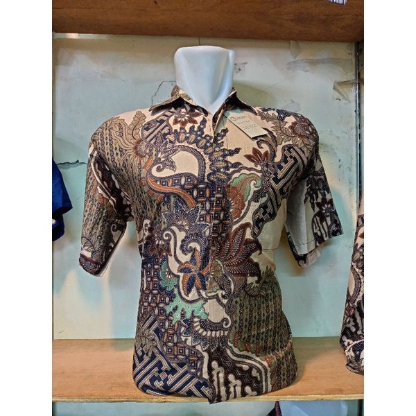 BATIK KEMEJA HEM PENDEK NEW ARRIVAL KAKEMEJREMIUM MOTIF KLASIK TERKINI MODERN M L XL XXL