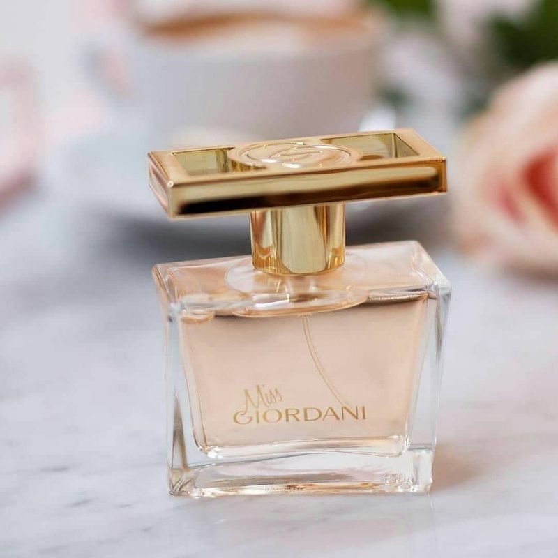 Miss Giordani Eau de Parfum//Miss Giordani Perfumed Roll-on Deodorant