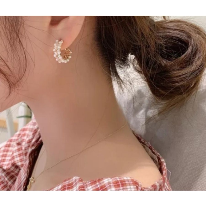 Anting setengah bulat mutiara bagus banget elegan terbaru