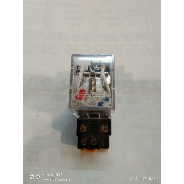 Relay LY2N AC 220V 8pin + Soket merek ZN jual per/5sett riley ly2n ac 220v