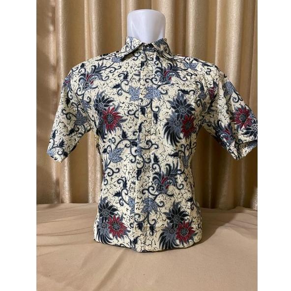 Terlaris dan Termurah KEMEJA PRIA/KEMEJA BATIK PRIA/KEMEJA PRIA LENGAN PENDEK/BATIK PRIA/KEMEJA LENG