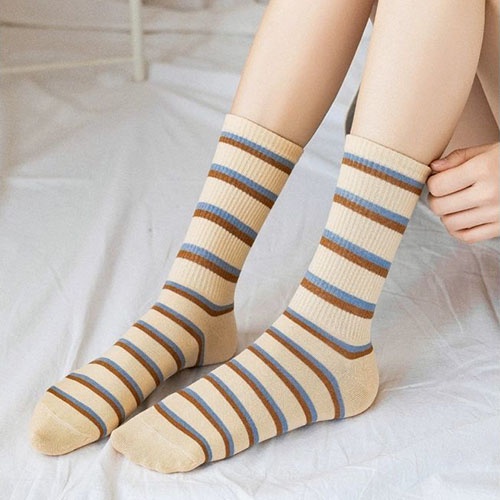 Kaos Kaki Panjang Fashion Motif Catur / Kaos Kaki Warna Cute Setinggi Betis / Women Sock Import Korean Style / TV-99