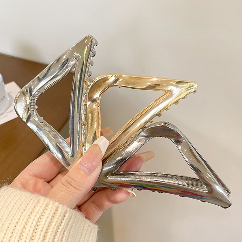 Jepit Rambut Bentuk Segitiga Bahan Metal Gaya Korea Untuk Wanita