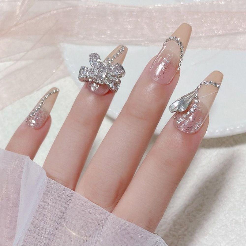 Agustina Kuku Berlian Imitasi Kualitas Tinggi DIY Temperamen 3D Batu Permata High-end Kuku Aksesoris Logam Mengkilap Kristal Nail Art Perhiasan