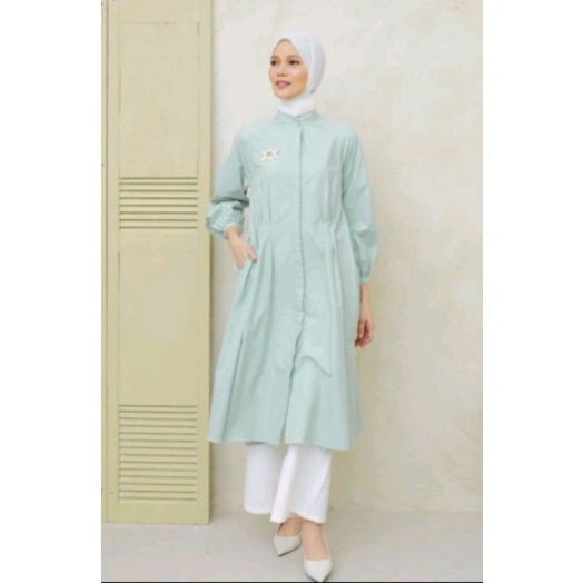 Wearing Klamby Evelyn midi dress Pistachio NEW