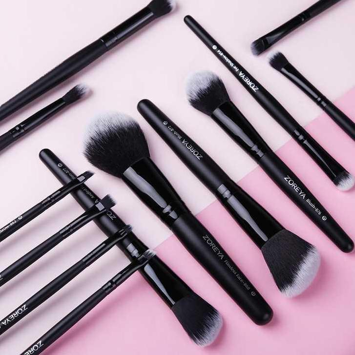 

NEW PRODUCT 8131 (BISA COD) Zoreya Brush Make Up 15 Set dengan Pouch - ZZ15 [Hitam] ㊔