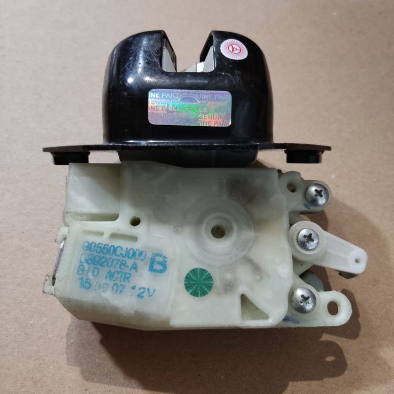 DOORLOCK DOOR LOCK BAGASI NISSAN GRAND LIVINA