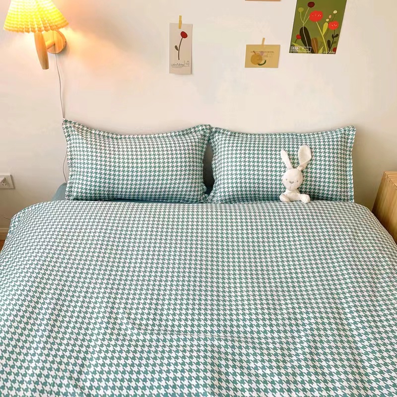 Selimut Bedcover Bahan Pollyster Bermotif