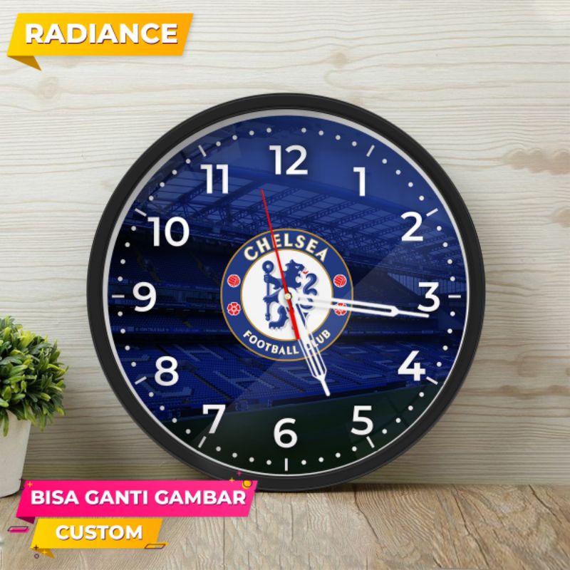 JAM DINDING Chelsea BOLA 32CM klub club  murah kualitas bagus ada kaca dan bahan Tebal mesin awet