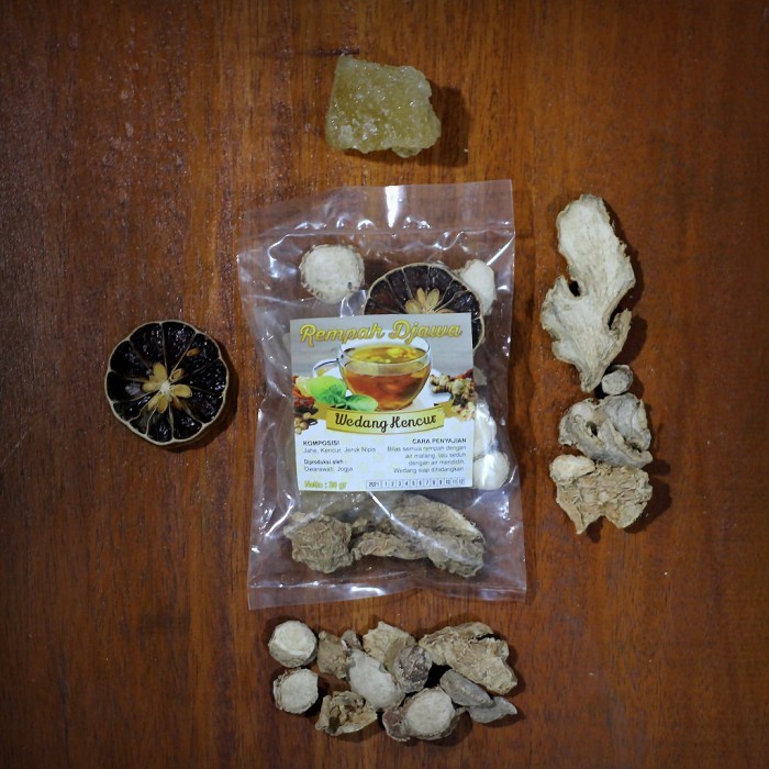 

Wedang Kencur Premium Komplit Siap Seduh Bersih & Higienis