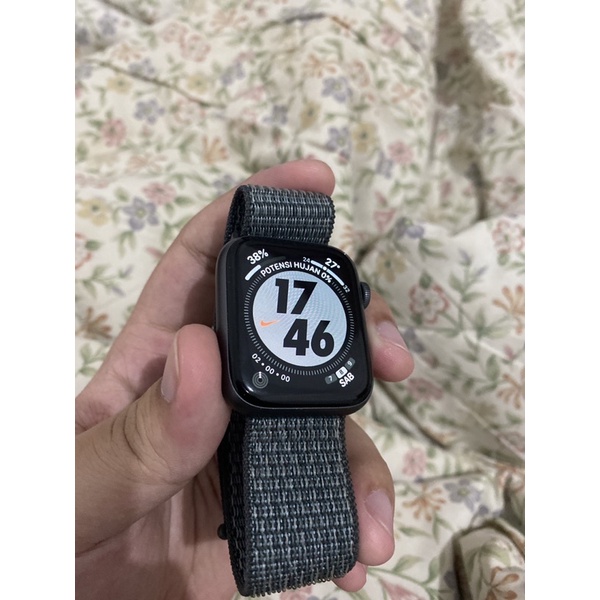 Apple watch discount series 4 ibox