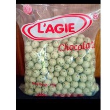 

lucky snack - coklat putih isi kacang 250gr