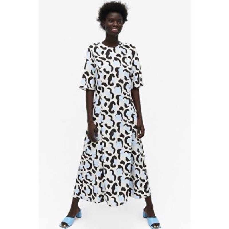 L69 - Monki Cheetah Maxi Dress