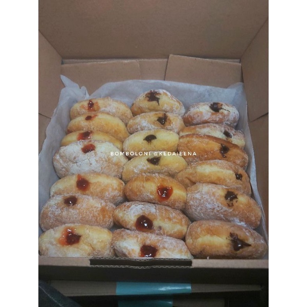 Bomboloni donat coklat strawberry blueberry