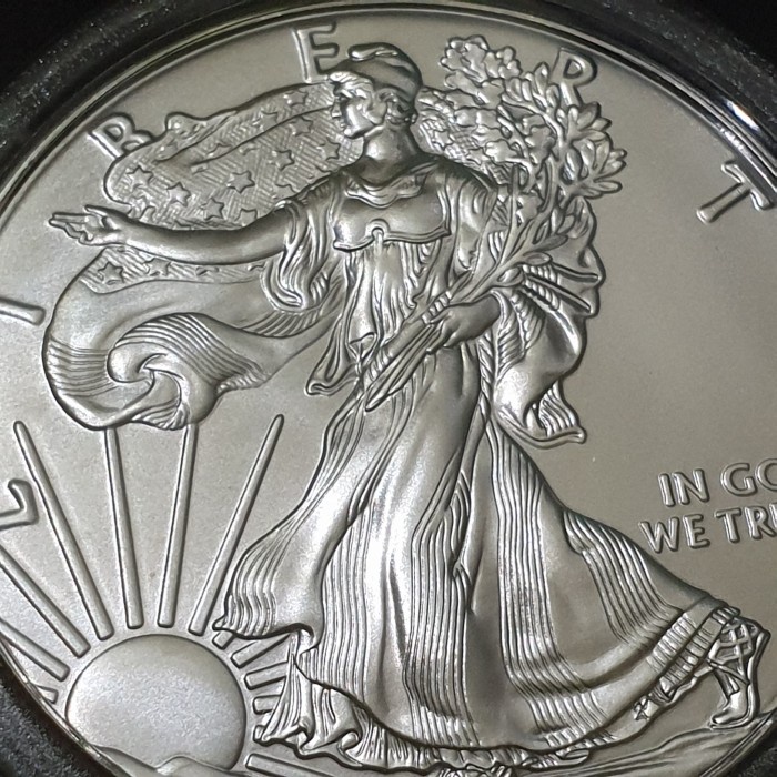 Koin Perak USA Silver Eagle 999 Fine Silver - 1 oz