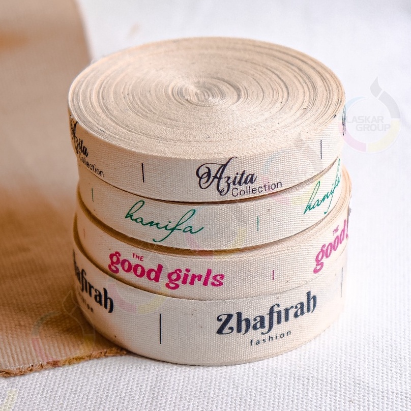 

label hijab, label piterban lembut, label catoon, label baju, tag label, label pakain, label boneka, label katun lembut,