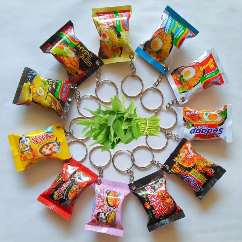 GANTUNGAN KUNCI MINIATUR SNACKS GANCI SNACK SOUVENIR PERNIKAHAN UNIK OLEH OLEH