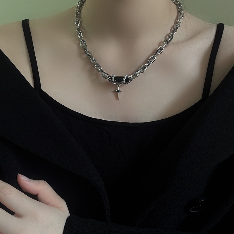 Kalung Rantai Multi layer Hias Zircon Warna Hitam Gaya Hip Hop Untuk Wanita