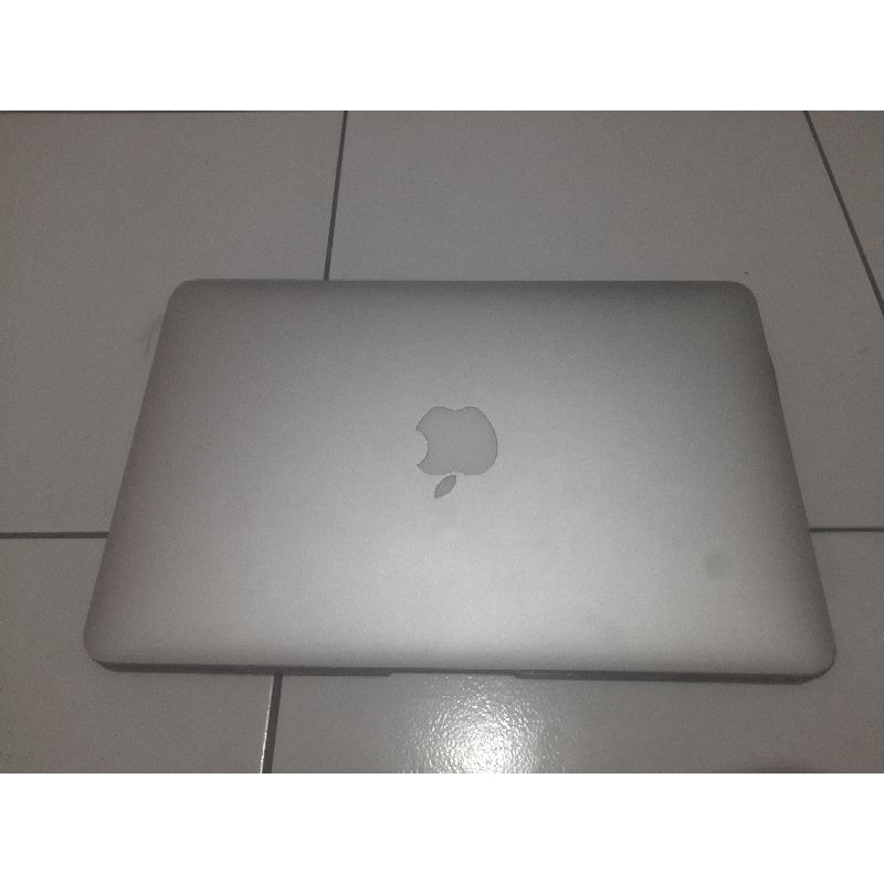 Macbook air mid 2011 minus