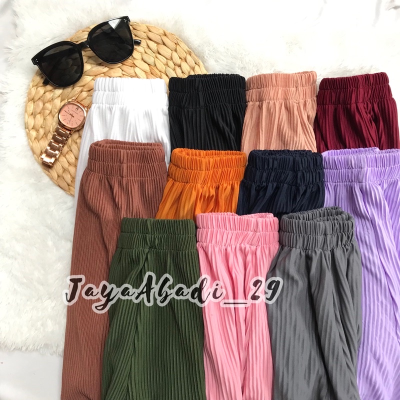 ( COD ) CELANA HOTPANT PLISKET LIDI / CELANA PENDEK NAGITA / HOTPANT JUMBO BB 80KG - CELANA PENDEK SANTAI TERLARIS / HOTPAN PLISKET WANITA / CELANA SANTAI / CELANA PENDEK NAGITA / TERMURAH / BESTSELLER / BISA BAYAR DITEMPAT / SALE