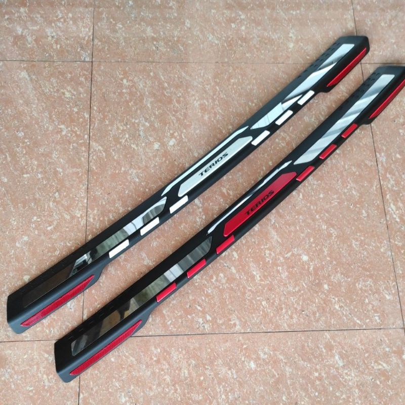 sill plate silplate pintu bagasi belakang daihatsu all new terios 2018 2019 2020 2021 2022 kombinasi reflektor tempel plastik abs