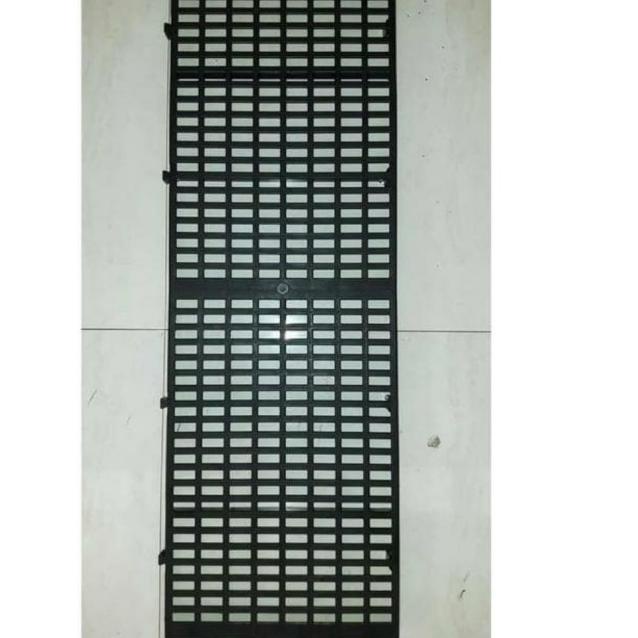 Palet plastik/ alas kandang/ tatakan kandang hitam 90x30x3 cm