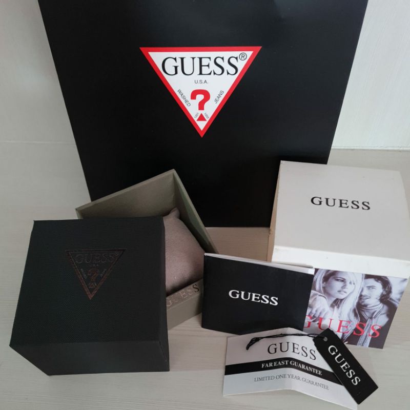 Kotak box jam tangan merk GC GUESS Collection model Original fullset