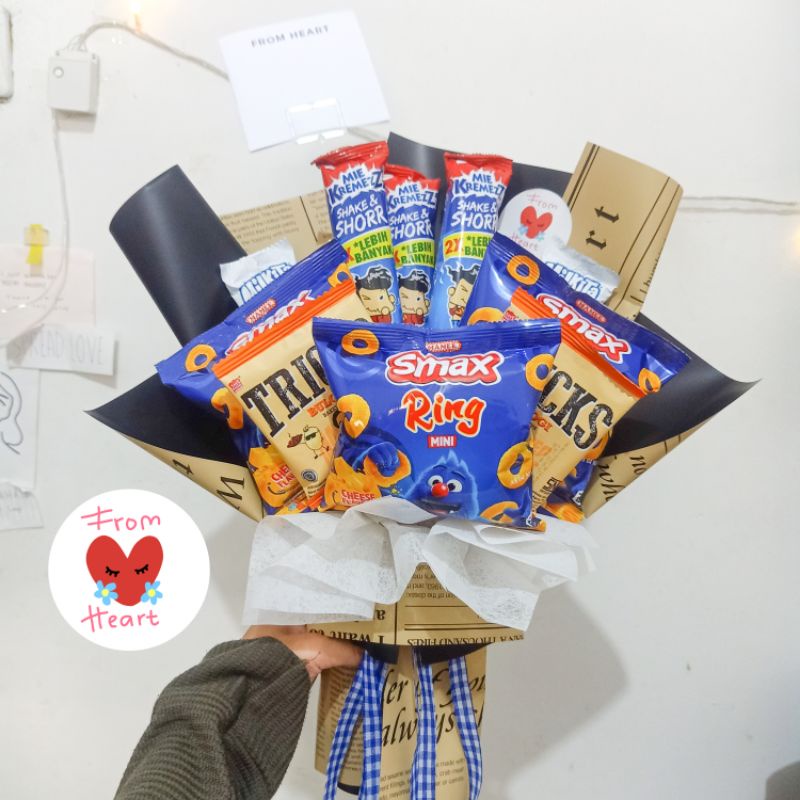 

BUKET SNACK FROM HEART || Bucket Wisuda, Bucket Sempro, Bucket Sidang, Bucket Aniv, dan Hadiah Lainnya Premium Quality