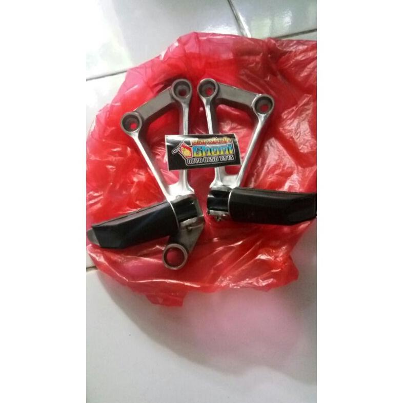 PRODUK- FOOTSTEP BELAKANG CBR 250R THAILAND STEP BELAKANG FOOT STEP CBR 250 THAILAND PNP CBR150 NON 