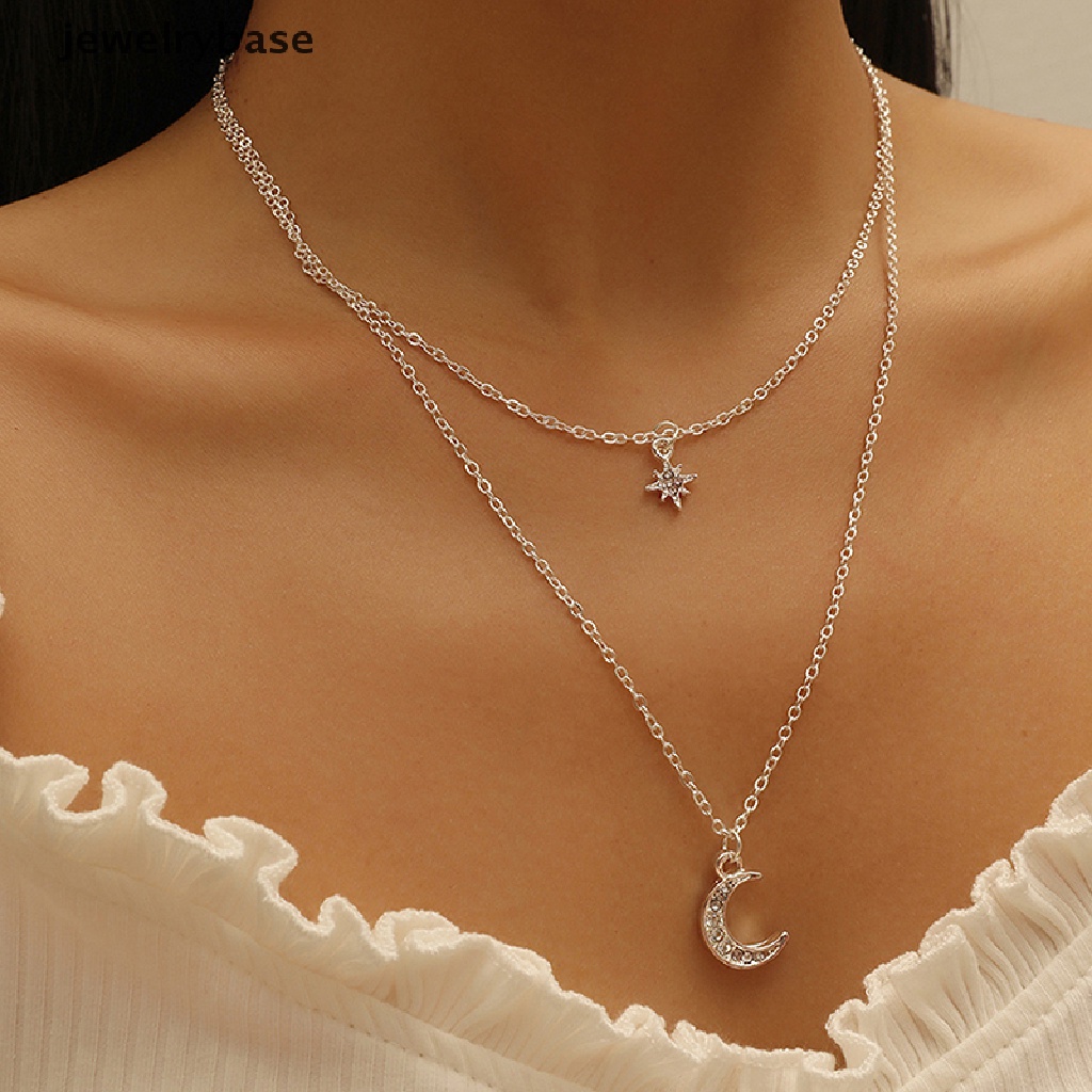 Kalung Choker Rantai Klavikula Lapisan Ganda Dengan Liontin Bulan Bintang Untuk Wanita