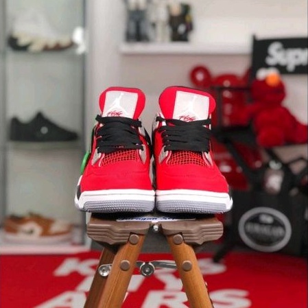 Air Jordan 4 Retro &quot;Toro Bravo&quot;